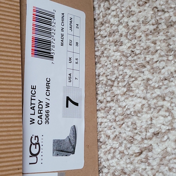 UGG Sweater Boots - Picture 5 of 7